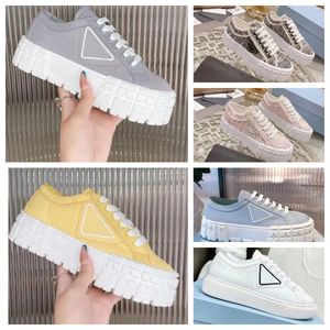 2024 Designerschuhe Sneakers Nylon White Casual Shoes Brand Wheel Trainer Leinwand Frauen Sneake Modeplattform Feste erhöhte Outdoor -Schuhe