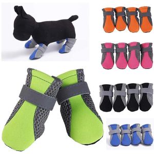 Hundkläder Reflekterande valpskor Summer Mesh Breatbara husdjursstövlar för små hundar Skydd Sock Protector Chihuahu York Produkter