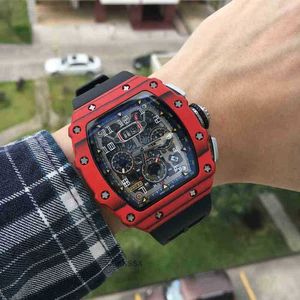 럭셔리 남성 기계공 시계 Richa M Wristwatch Mens 비즈니스 패션 와인 배럴 완전 자동 기계 시계 투명 중공 UNMC