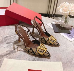 Women Shoes Designer Sandals Slippers High Heels Brand Buckle 4cm 6cm 8cm Thin Pointed Toe Black Nude Red Bottoms Fashion Shoes 3666