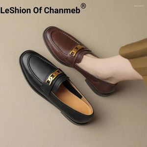 Casual Shoes Leshion von Chanmeb Natural Election Leder-Ladung Frauen Designer Metallkette Slip-on Lazy Flats Lady Daily Footwear 33-41