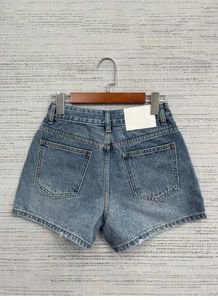 Kvinnors designerkläder jeans shorts byxor sommar Ny full tryckt bokstäver design med paljetter på bakfickan kvinnors hög midja lösa smala en linje bred benbyxor