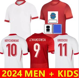 Maglie da calcio Polonia per bambini Lewandowski a casa 2024 Euro Coppa Polska National Team Milik Piszczek Piatek Grosicki Krychowiak Zielinski Shirt da calcio Kit Men