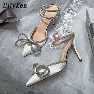 Klänningskor nyaste spetsiga tå fotrempumpar kvinnor sandaler elegant design kristall fjäril-knot fest prom hög klackar h240403bl7b
