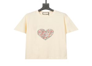 Designer Männer Frauen T -Shirt mit hoher Qualität 21Ss Love and Flower Heart Printing Komfort Tee Black Beige Green Alle Etiketten übersize9996689