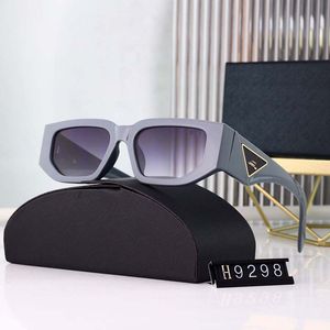 Moda Luxury Designer Sunglasses Sungless Sunglasses Mulher Mulher e feminino Pequeno retângulo espremido copos de moldura premium UV 400 Caixa de óculos de sol luxuosos