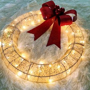 Dekorativa blommor 2024 Jul Garland Metal Luminous Wreath with Big Bowknot Warm Lights framför Door Home Party Hanging