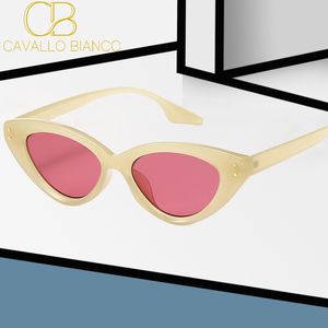 CB Womens Cat Eye Solglasögon Designer Black Frame Y2K Style Pink Lenses UV400 Glass Small Retro Vintage Red Cavallo Bianco grossist