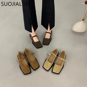 Повседневная обувь Suojialun 2024 Spring Brand Женщины Flat Fashion Square Square Toe Maliow Mary Jane Soft Sole Outdoor Laofer обувь