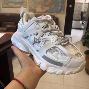 Men and woman common mesh nylon track sports running sports shoes 3 generations of recycling sole field sneakers designer casual slide size 36-45 B33