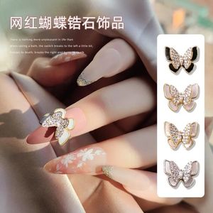 10pcslot 3D Cute Butterfly Zircon Shell Alloy Crystal s Nail Art Parts Decorations Nails Accessories Supplies Charms 240328
