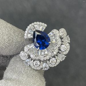 Anéis de Cluster 925 Banhado a Prata Anel de Ouro Alto Carbono Diamante Royal Azul / Meninas Saia Série T-Square Track Set Blue Treasure