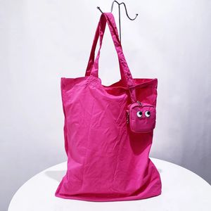 Sacos de compras de armazenamento dobrável para mulheres bolsas de designer de luxo para mulheres bolsas 2024 em pano de bordado de poliéster ombro 240323