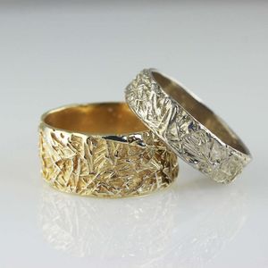 Conjunto de anel de casamentos dele e dela Conjunto de anéis de anel 18k Banda de casca de árvore de anel de ouro maciço para mulheres Man