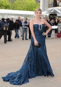 Ivanka Trump Navy Blue Lace Celebrity Dresses Sweetheart Halrings Mermaid spets över Satin Court Train Evening Gowns3369696