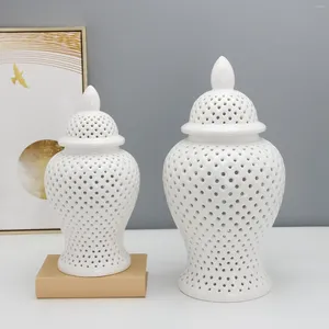 Storage Bottles Light Ginger Jar Lid Hollow Vase Carved Lattice Temple Ornaments For Living Room Desktop Decor