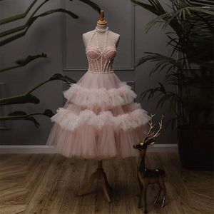 Платья для вечеринок Sevintage Pink Mared Ruffles Tulle Beading Crystal Crystal Sequined Короткие вечерние платья без рукавов.