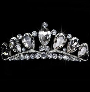 Çarpıcı Shinny Yüksek Kaliteli Büyük Rhinestone Crystal Pageant Tiara Crown Gelin Aksesuarları Partisi Prenses Kraliçe Başlıkları 1953608