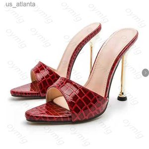 Scarpe eleganti sandali estivi sandali con stampa serpente spalline muli tacchi alti infrasoli flops angolare cursori di punta di piedi H240403OSRK