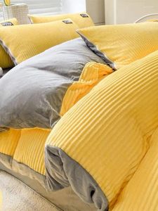 Bedding Sets 4pcs Set Winter Thicken Velvet Duvet Cover Keep Warm Bedsheet Double Sided Plush Pillow Comforter Flat Bed