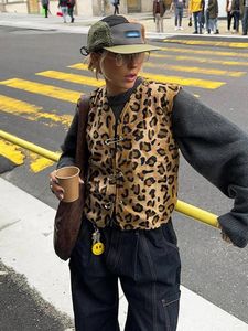 Kamizelki damskie Kobiety Leopard Print 2024 Spring Fashion Paper Veck Clip Bez rękawów luźne proste zwykłe żeńskie kamizelki lady streetwear