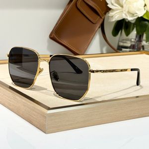 Óculos de sol para homens mulheres verão popular 40068 designer elegante estilo de lazer ao ar livre anti-ultraviolet uv400 retro placa quadrada moldura de metal copos