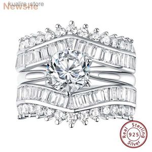 Pierścienie klastra Newshe Solid 925 Silver Solitaire okrągłe cięcie pierścionek zaręczynowy Zestaw Zestaw Strażnik Wedding Połączce dla kobiet Symulowane Diamond L240402