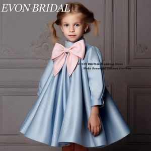 Evon Bridal Stitching Colore Short Flower Girl Abiti con bordo a ginocchio satinato a 34 maniche per bambini abiti da concerto per festa della damigella 240322 240322
