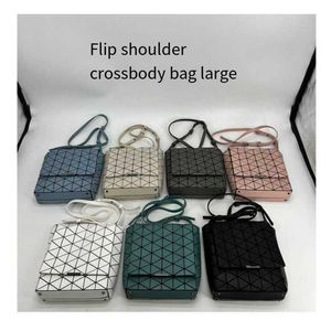 حقائب مصممة للنساء تخليص حقيبة بيع صغيرة أصلية مصنع واحد كروسودي متعدد الاستخدامات ربط الكتف