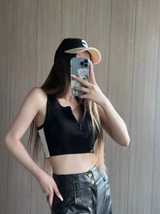 소녀 스트라이프 탱크 탑 슬림 여자 디자이너 작물 탑 셔츠 검은 흰색 편지 여름 짧은 슬리브 야외 통기성 섹시 오프 어깨