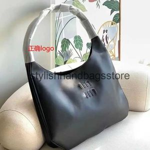 Shoulder Bags Miao Family 2023 New Large Capacity Tote Bag for Womens High end Fashion College Students Commuting Crossbody H240403
