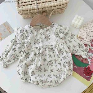 Romances 8434 Roupas de bebê 2024 Spring Hot Fashion Flower Baby Girls One Piece Roupas Princesa Roupas com Hat L240402