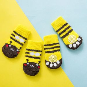 Hundebekleidung 4pcs schöne warme Haustierschuhe Socken Anti-Schlitten-Strick-Kleinhunde Chihuahua Welpenschutzkatze Katze Innenkleidung