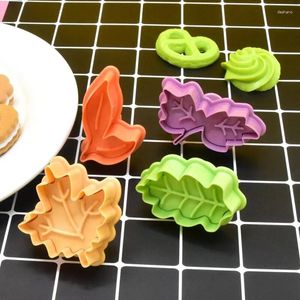 Baking Moulds Mold Cookies Cutter Home Kitchen Cookie Tools Plastic Press Biscuit Leaves Spring 4 Pcs Opp Bag