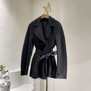 女性用ジャケット高品質の女性黒い長袖ウールショートコート