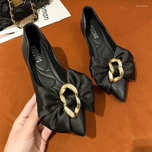 Casual Shoes Large Size Women's 2024 Spring And Autumn Fashion Pointed Shallow Mouth Soft Bottom Bow Flat