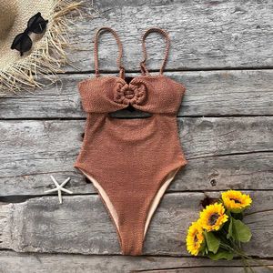 Kvinnors badkläder 2023 Sexig bandeau Kvinnor En bit baddräkt badkläder kvinnlig solid thong bather baddräkt monokini brasiliansk simning kostymer j240403