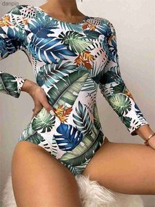 Menas de banho feminina Long SLVE Surf Swimsuit Folhas Impressas Mulheres Critestes de Rash One Pice