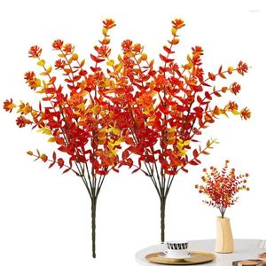 装飾的な花人工スミレ2PCSユーカリフェイクグリーンステムUV耐性植物装飾テーブル