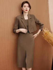 Abiti da lavoro Abito da ufficio da donna Moda Semplice Solido 2024 Primavera Blazer a maniche lunghe Top Gilet con colletto quadrato Split Midi Set da 2 pezzi