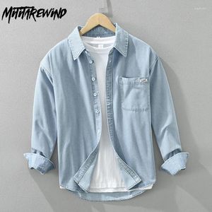 Camisas casuais masculinas 2024 Primavera em homem Japaneses de manga comprida Jean tops camisa de jeans azul clara solta ropa simples de hombre