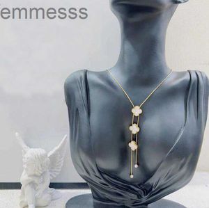 Новые дизайнерские подвесные ожерелья для женщин 4/четыре листового клевера ожерелье медальон высококачественные четки для четки. Ювелирные изделия из 18 тыс.