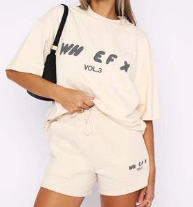 White Foxs Designer T Shirt Women Foxx Set Tracksuit English Letters Tshirt New Stylish Sportswear T Dwuczęściowy zestaw szortów Wybierz 846