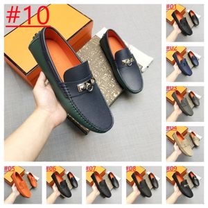 26 Model Ny sommaren andningsbar designer män loafers moccasins skor mode våren lyxig avslappnad ihålig mocka komfort mjuk