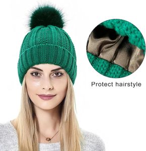 Elastisk ribbad stickad frizz gratis hårskydd satin hatt tjock pom mjuk varm skid vinter beanie ull termisk fleece fodrad 240311