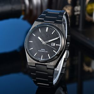 Black Strap Watchs Gold och Black Watch Band för män Designer Watches High Quality Mens Watches 40mm Quartz Watch rostfritt stål Watch Strap Menwatch Montre de Luxe