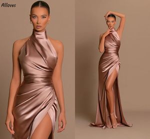 Elegant satin Pleterad lång sjöjungfru brudtärna klänningar Hög krage sexig lår delade kvinnor formella party piga av hedersklänningar svep tåg bröllop gästklänning cl3454