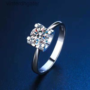 Высококачественный 1to1 оригинальный женский дизайнер Carter Classic Four Claw Head Diamond Wedding Женская 925 Серебряное серебро с серебряным дизайнерским кольцом