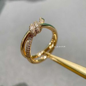 Designer Brand Gu Ailings Same Style TFF KNOT Ring V Gold Quality 18K Rose with Diamond Knot Light Luxury With logo
