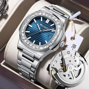 Altri orologi guardano da uomo il calendario luminoso di un quarzo da uomo orologio Q240403